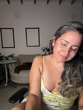 AVRAKEHDABRA's Live XXX Chat