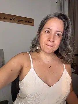 AVRAKEHDABRAn Live XXX chat