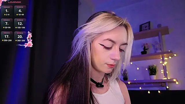 TristaRoht's Live XXX Chat