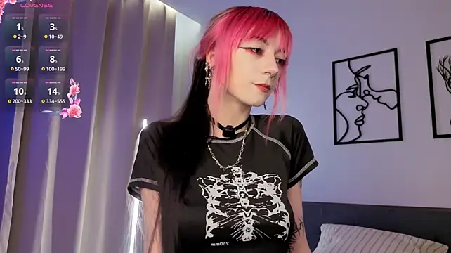 XXX chat uživo modela TristaRoht