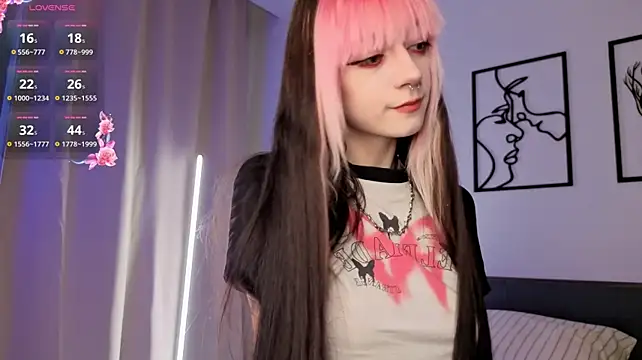 Show modela TristaRoht na web-kameri