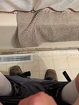 Jackauff69: διαδικτυακό σόου στην κάμερα