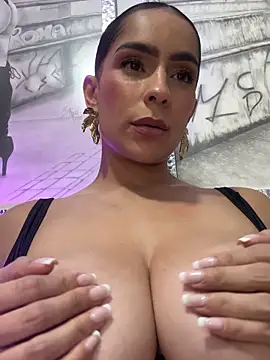 Mau_White Live XXX-Chat