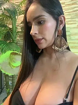 Mau_White's Live XXX Chat