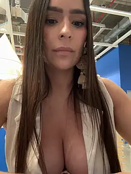 Mau_White Adlı Modelin Web Kamerası Şovu