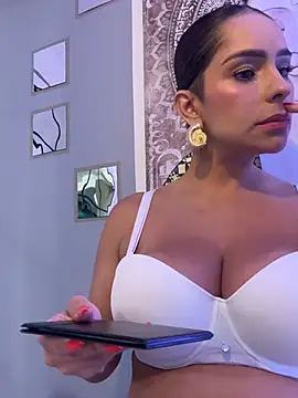 Mau_White's Live XXX Chat