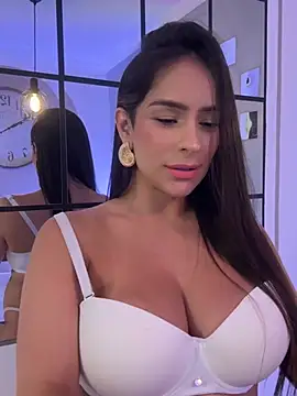Mau_White Adlı Modelin Web Kamerası Şovu