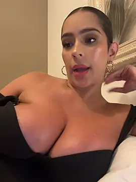 Mau_White's Live XXX Chat