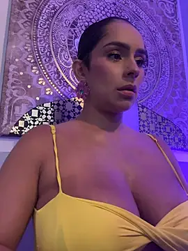 Czat XXX na żywo – Mau_White