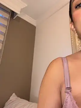 عرض كام Mau_White