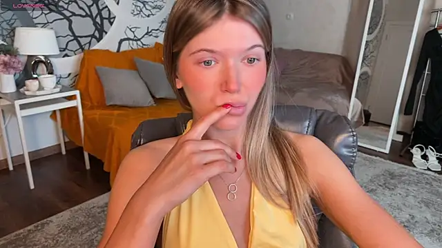 Chat +18 de viviann_evans ao vivo