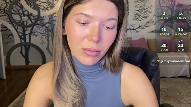 צ'אט XXX בשידור חי של viviann_evans