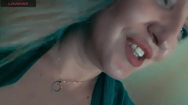 ElysonLang's Live XXX Chat