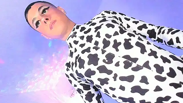 Gangs_Bigcock23Cm Webcam Show