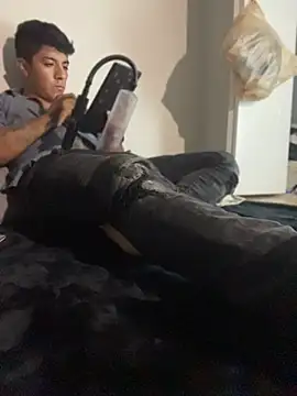 hotkevin11 webkamerás műsora