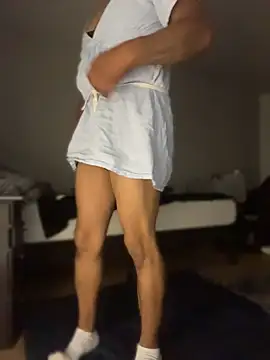 hotkevin11: διαδικτυακό σόου στην κάμερα