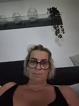 hexe40002 Webcam-Show