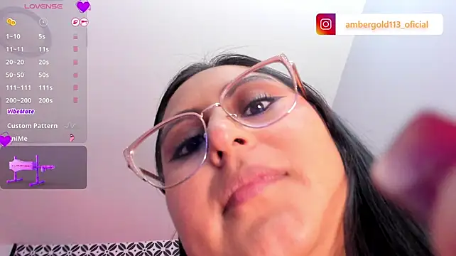 Chat XXX en directo de Amber_gold_