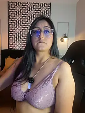 Amber_gold_ 网络视讯表演