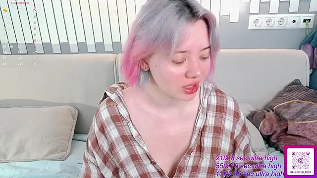 XXX chat uživo modela __KawaiiYuki__