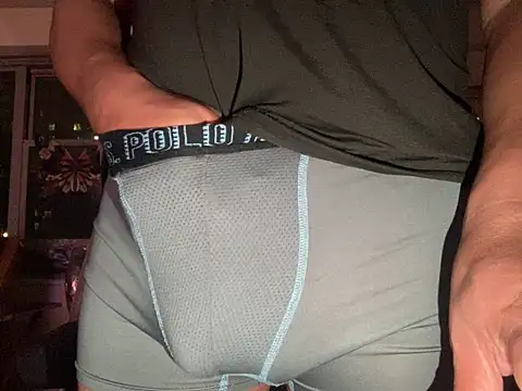 ThickDick_Daddyのウェブカメラショー