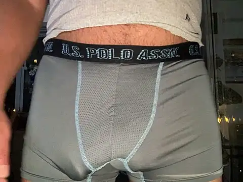 ThickDick_Daddy: διαδικτυακό σόου στην κάμερα