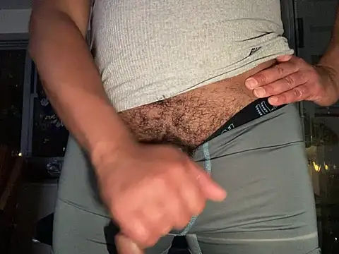 Pokazy przed kamerką – ThickDick_Daddy