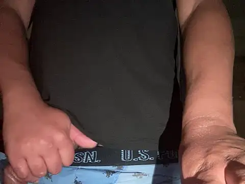 ThickDick_Daddy 在線直播表演
