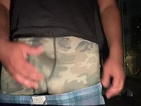ThickDick_Daddy Show in webcam