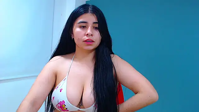 Chat XXX en directo de danna-_roouss