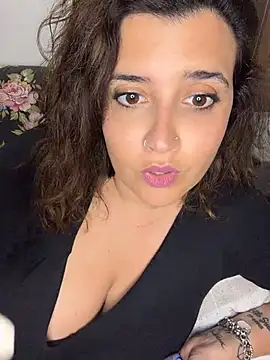 Novababy18 Pertunjukan Webcam