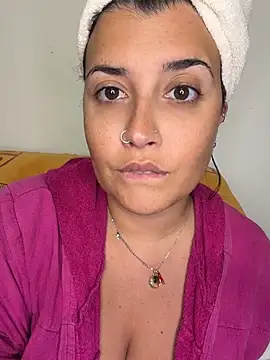 Novababy18's Webcam Show