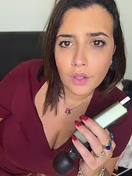 Czat XXX na żywo – Novababy18