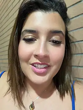 Novababy18 Show in webcam