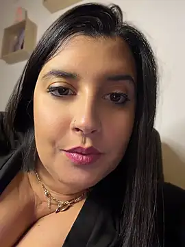 Czat XXX na żywo – Novababy18