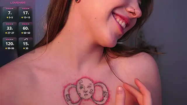 צ'אט XXX בשידור חי של SimonaGerry