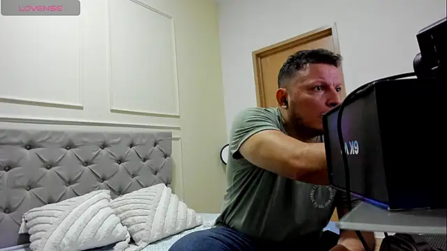 Вебкам-шоу Pipe_pereira