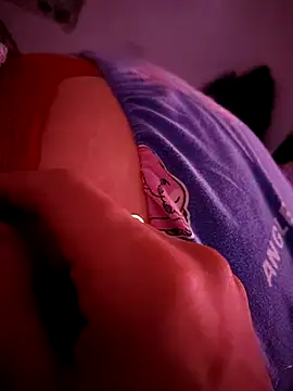 bombon2127 Webcam-Show