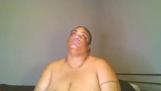 NaughtyHottieBBW's Live XXX Chat