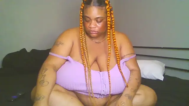 Show webcam de NaughtyHottieBBW