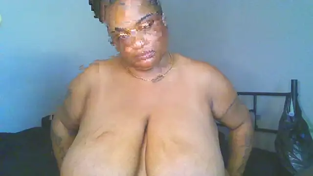 NaughtyHottieBBW's Live XXX Chat