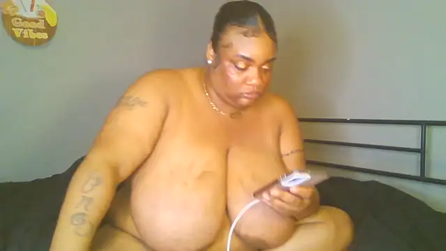 NaughtyHottieBBW's Live XXX Chat