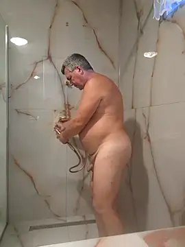 Tbone17 Show in webcam