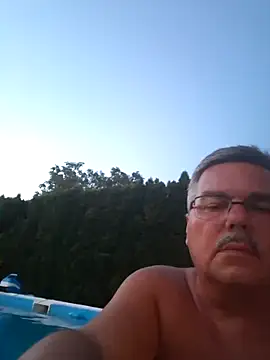 Tbone17 Show in webcam