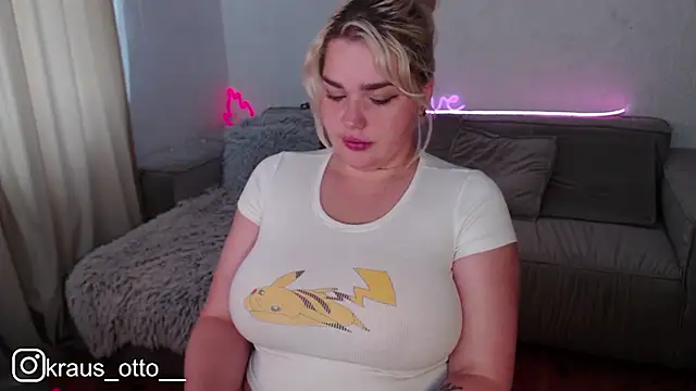 צ'אט XXX בשידור חי של mrs_kitty69