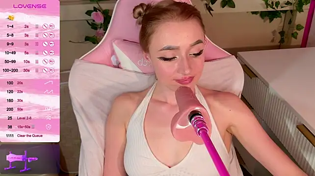LeonaEviann Chat XXX in diretta