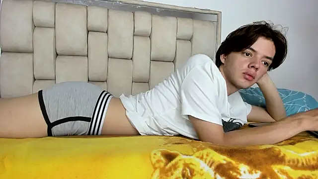 daniel_hot03 ওয়েবক্যাম শো