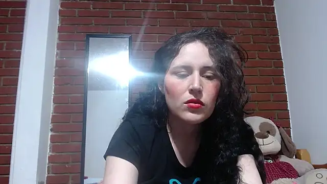 nadescoms' Live XXX Chat