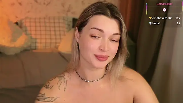 LadyDiLancaster's Live XXX Chat
