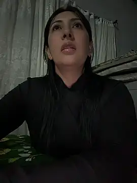 KittyObsession Show in webcam